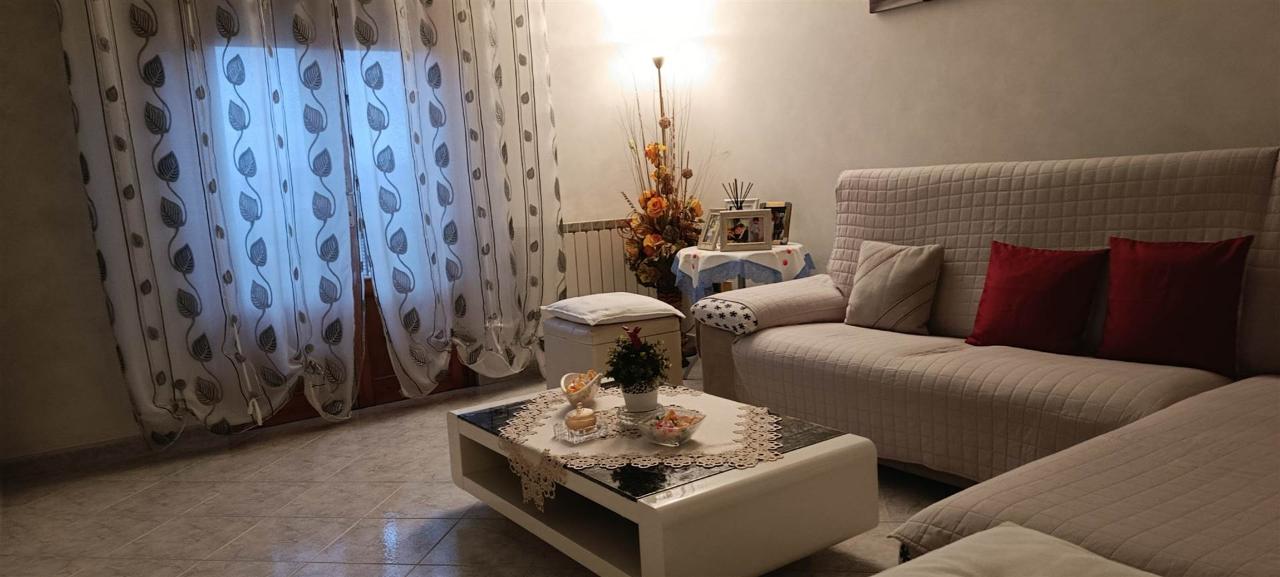 appartamento in vendita a Prato in zona Maliseti