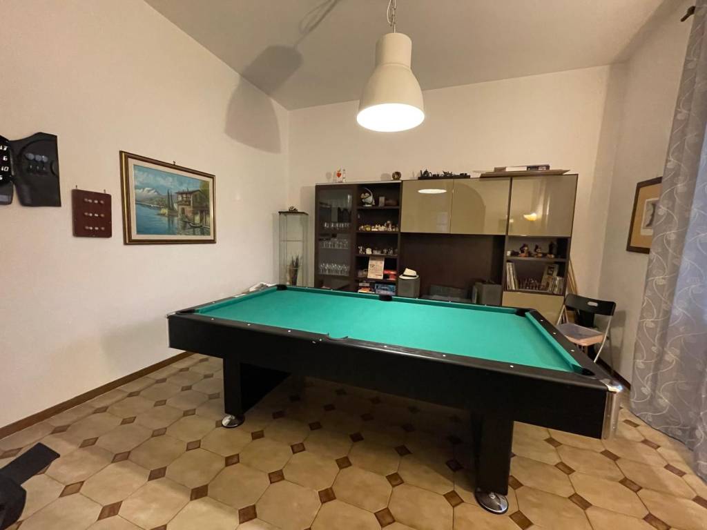 casa indipendente in vendita a Prato in zona Le Badie