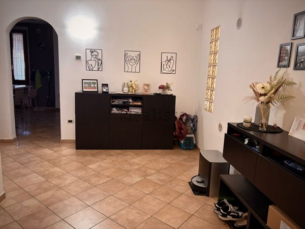 casa indipendente in vendita a Prato in zona Tavola