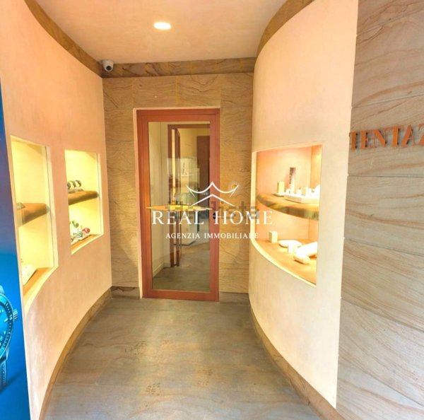 ufficio in vendita a Prato