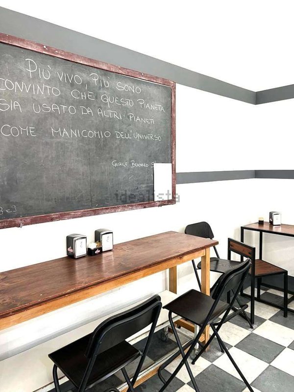 negozio in vendita a Prato