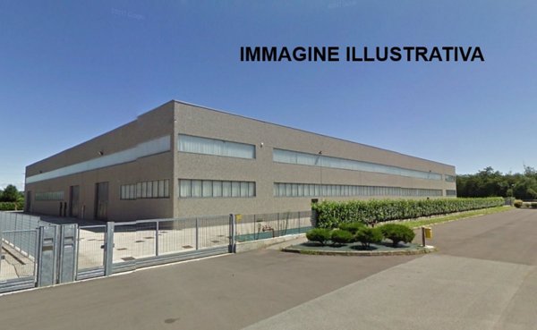 capannone in vendita a Prato