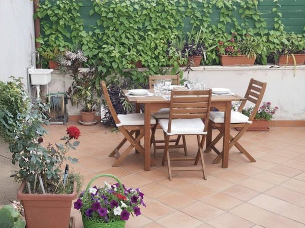 casa indipendente in vendita a Prato in zona Iolo