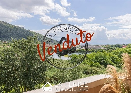 appartamento in vendita a Prato in zona Gonfienti