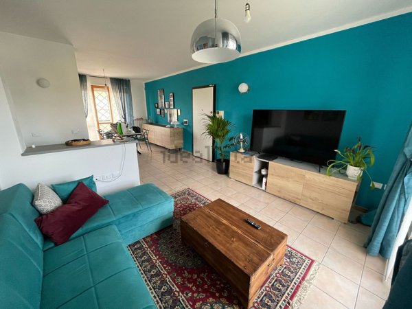 appartamento in vendita a Prato in zona Castelnuovo