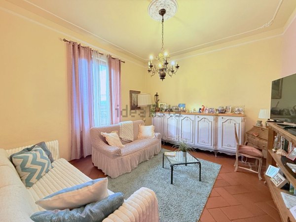 appartamento in vendita a Prato in zona La Querce