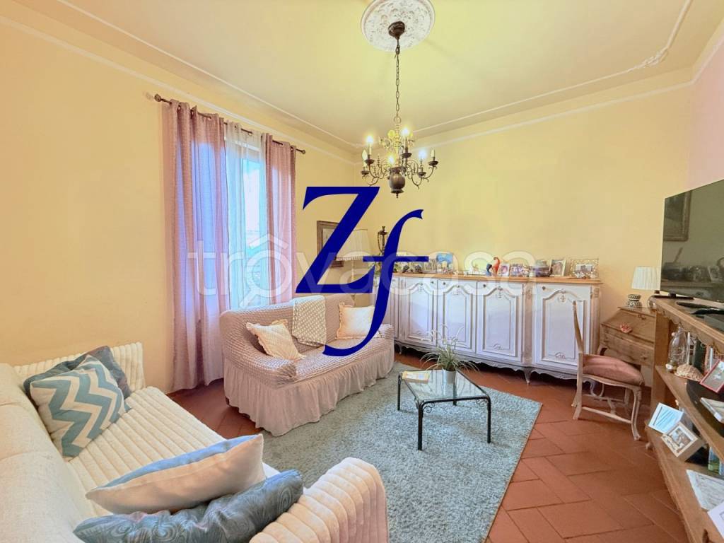 appartamento in vendita a Prato in zona La Querce