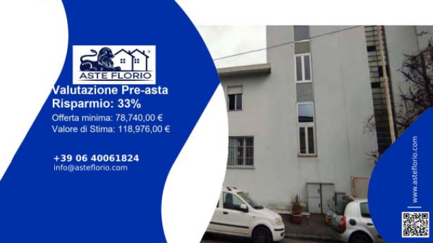 appartamento in vendita a Prato in zona Santa Lucia