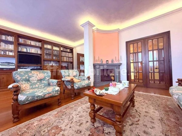 appartamento in vendita a Prato in zona Narnali