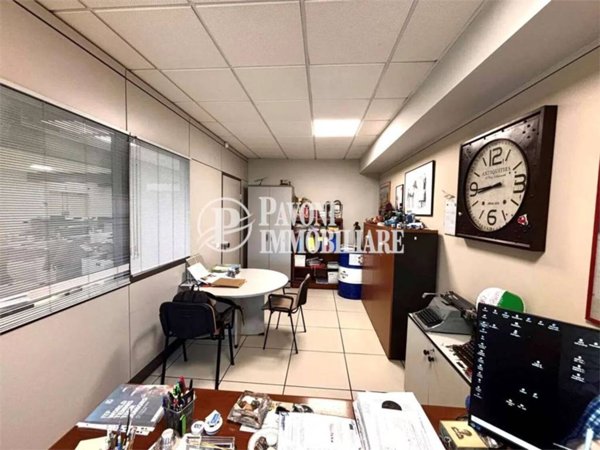ufficio in vendita a Prato