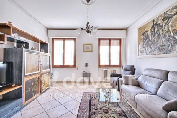 appartamento in vendita a Prato in zona San Giusto