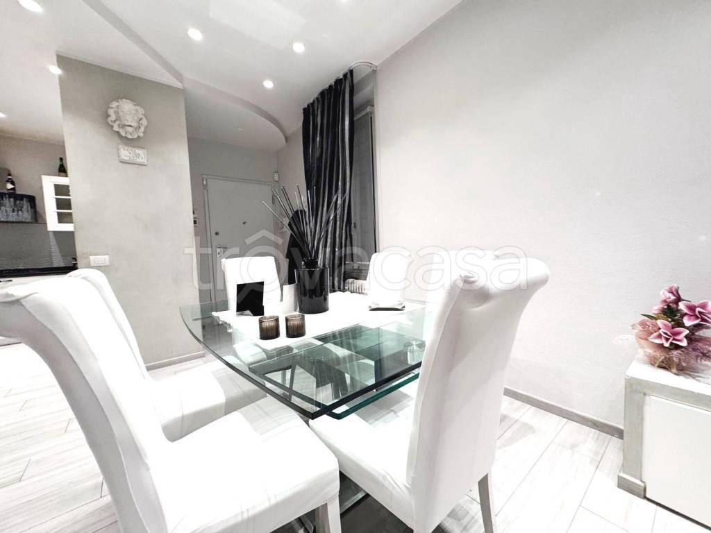 appartamento in vendita a Prato in zona Fontanelle