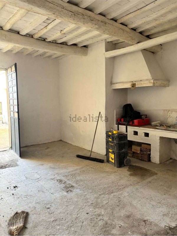 appartamento in vendita a Prato in zona Iolo