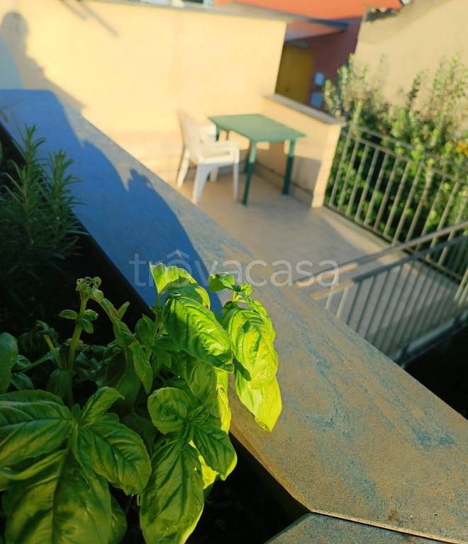 appartamento in vendita a Prato in zona Grignano