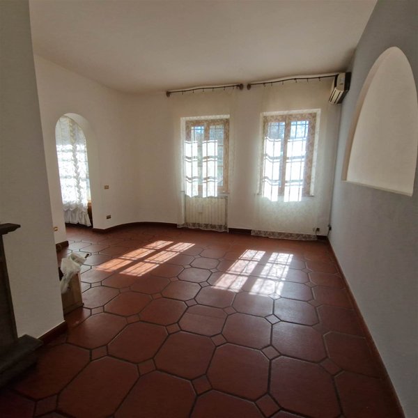casa indipendente in vendita a Prato in zona La Querce