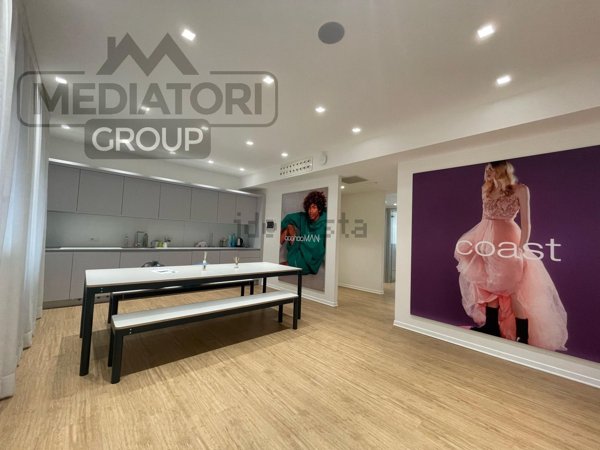 ufficio in vendita a Prato