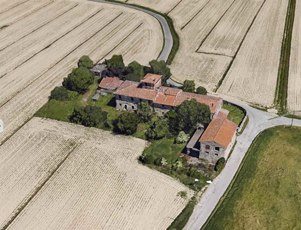 negozio in vendita a Prato in zona Castelnuovo