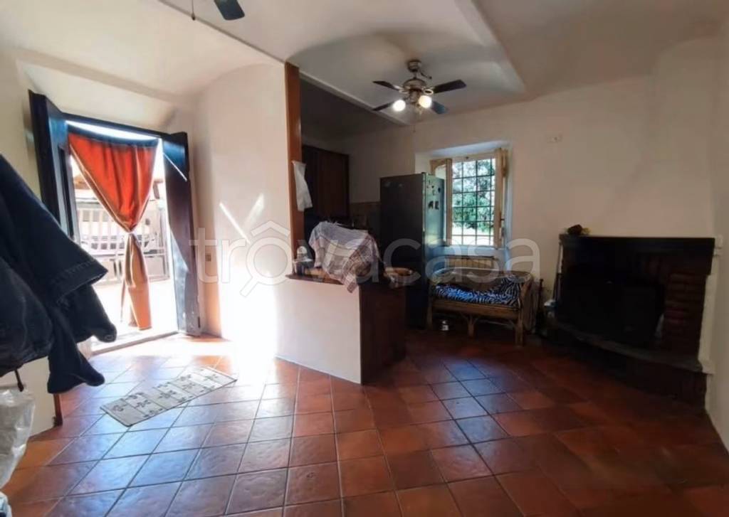 casa indipendente in vendita a Prato in zona San Giusto