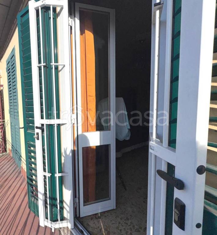 casa indipendente in vendita a Prato in zona Casale