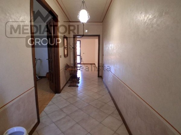 casa indipendente in vendita a Prato in zona Tavola