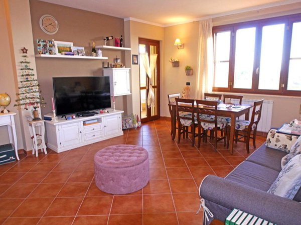 appartamento in vendita a Prato in zona Castelnuovo