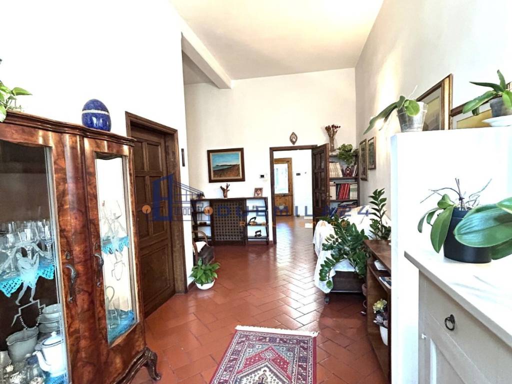 casa indipendente in vendita a Prato in zona Grignano
