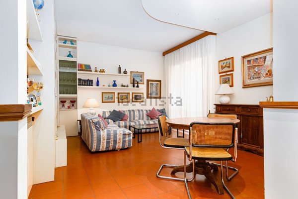 appartamento in vendita a Prato in zona Santa Lucia