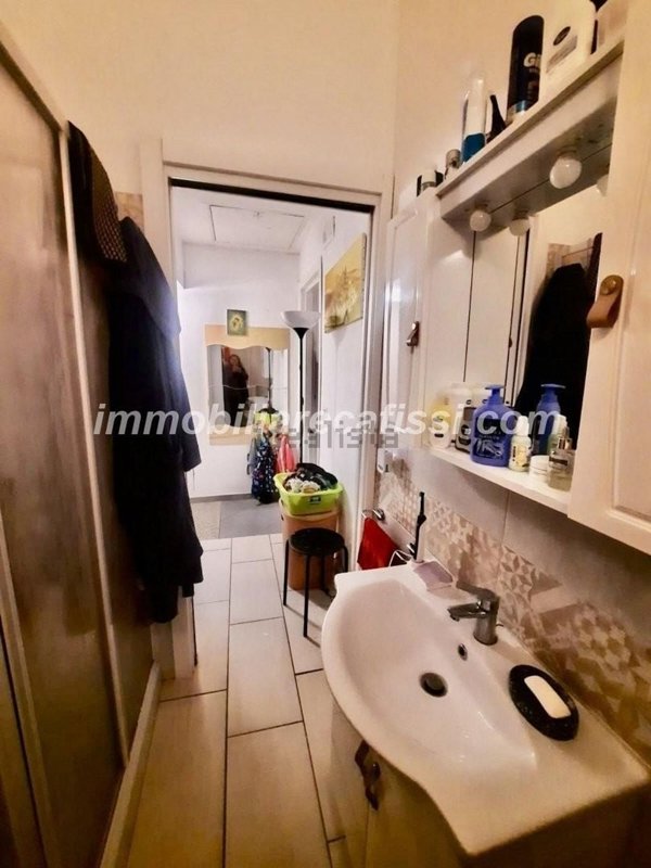 appartamento in vendita a Prato in zona Castelnuovo