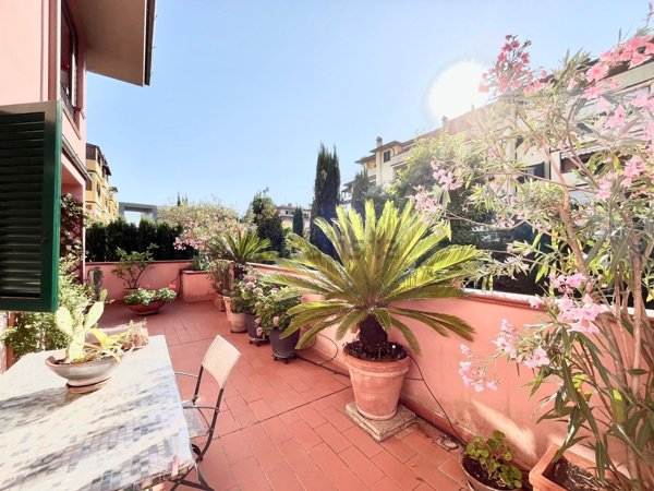 appartamento in vendita a Prato in zona Galciana