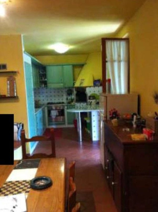 appartamento in vendita a Prato in zona Tavola