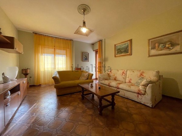 appartamento in vendita a Prato in zona Santa Lucia