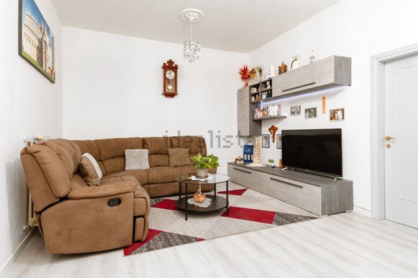 appartamento in vendita a Prato in zona Maliseti