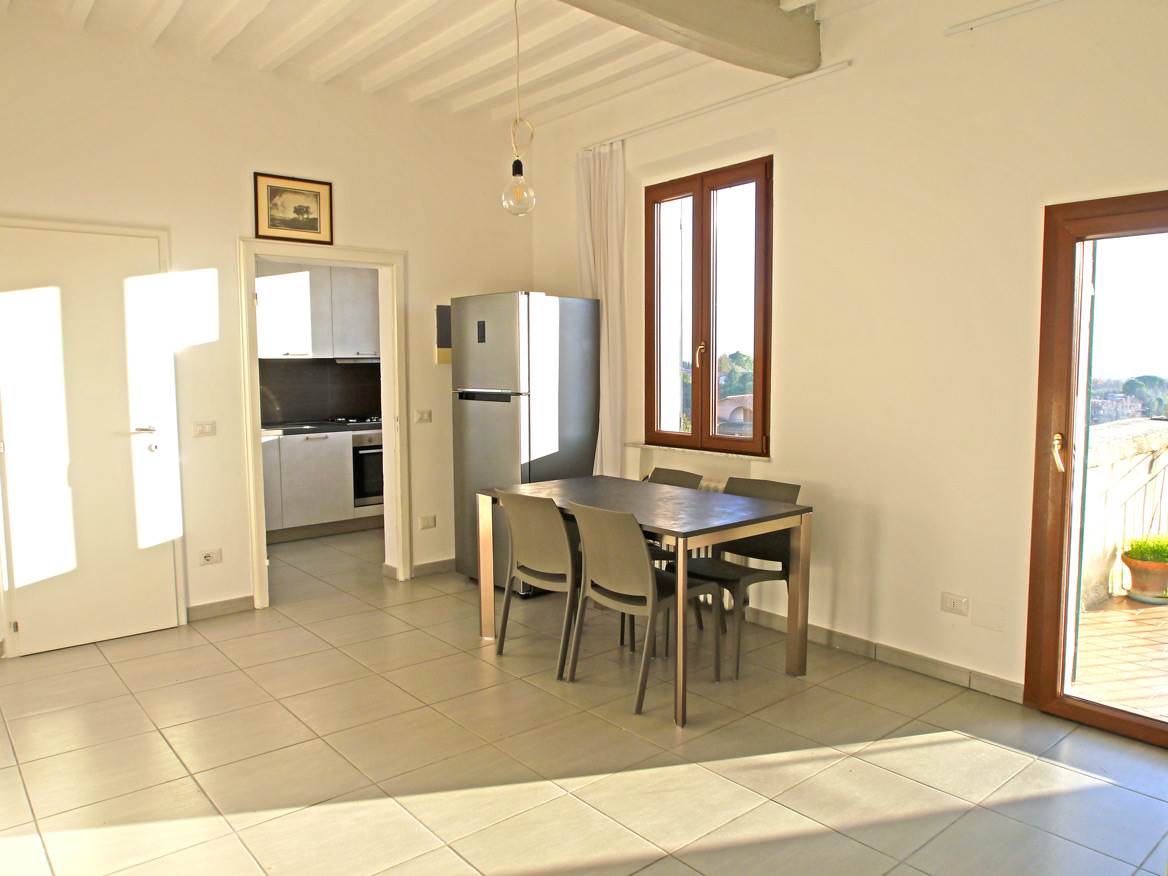 appartamento in vendita a Prato in zona Castelnuovo