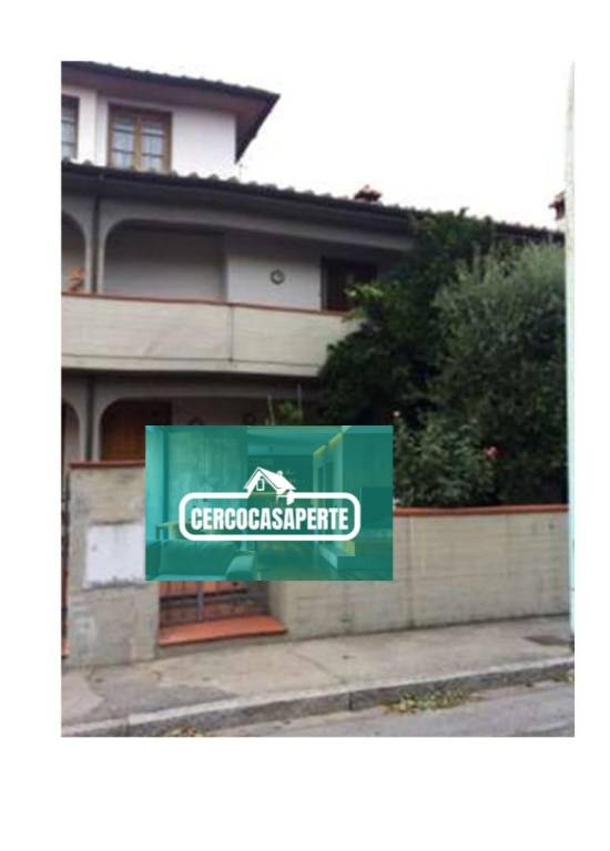 appartamento in vendita a Prato in zona Tavola