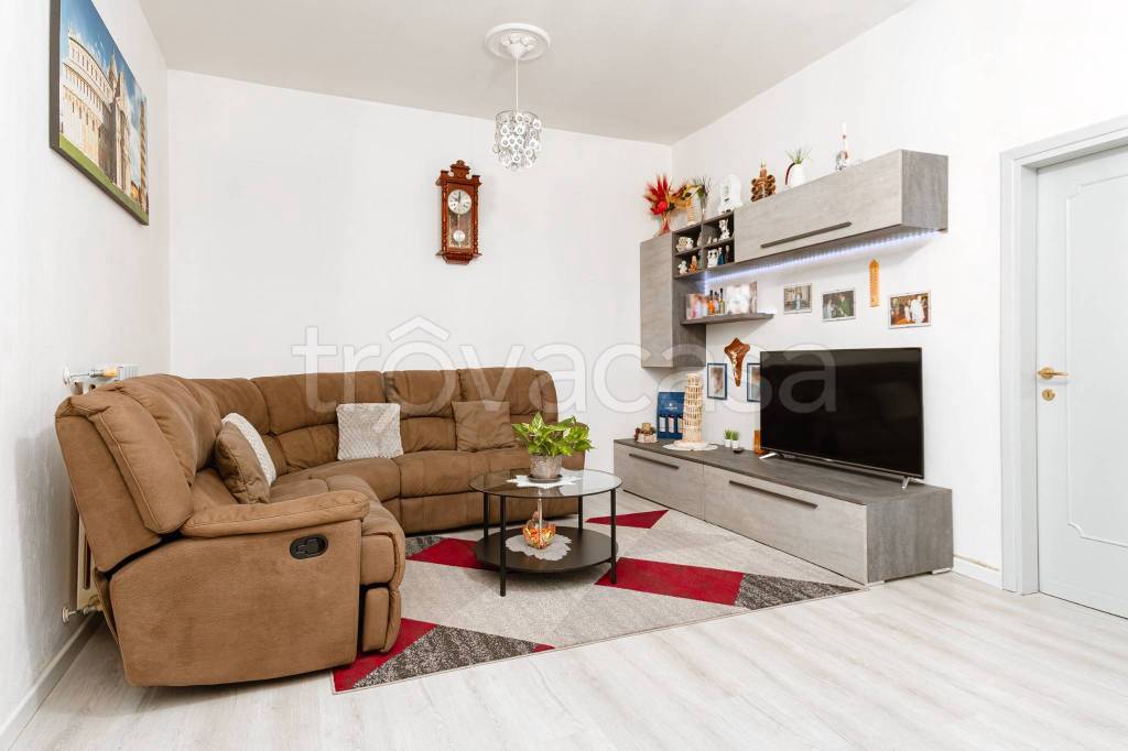 appartamento in vendita a Prato in zona Maliseti