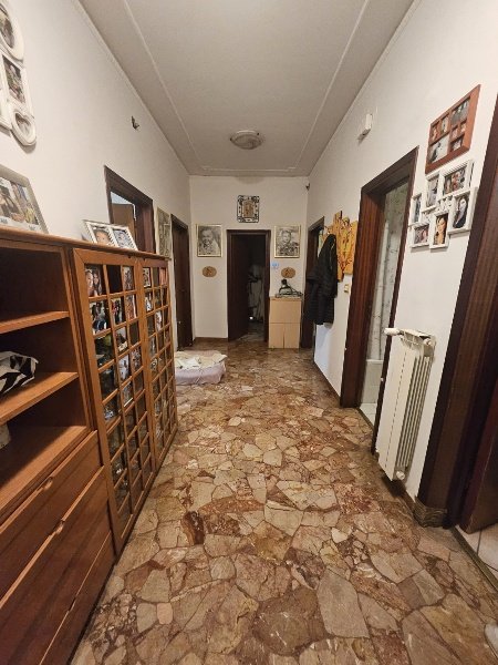 appartamento in vendita a Prato in zona Maliseti