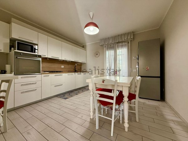 appartamento in vendita a Prato in zona La Querce