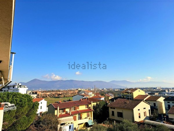 appartamento in vendita a Prato in zona Cafaggio