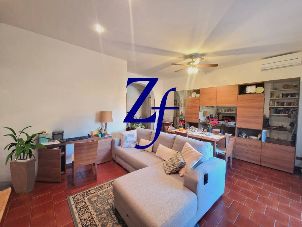 appartamento in vendita a Prato in zona La Querce