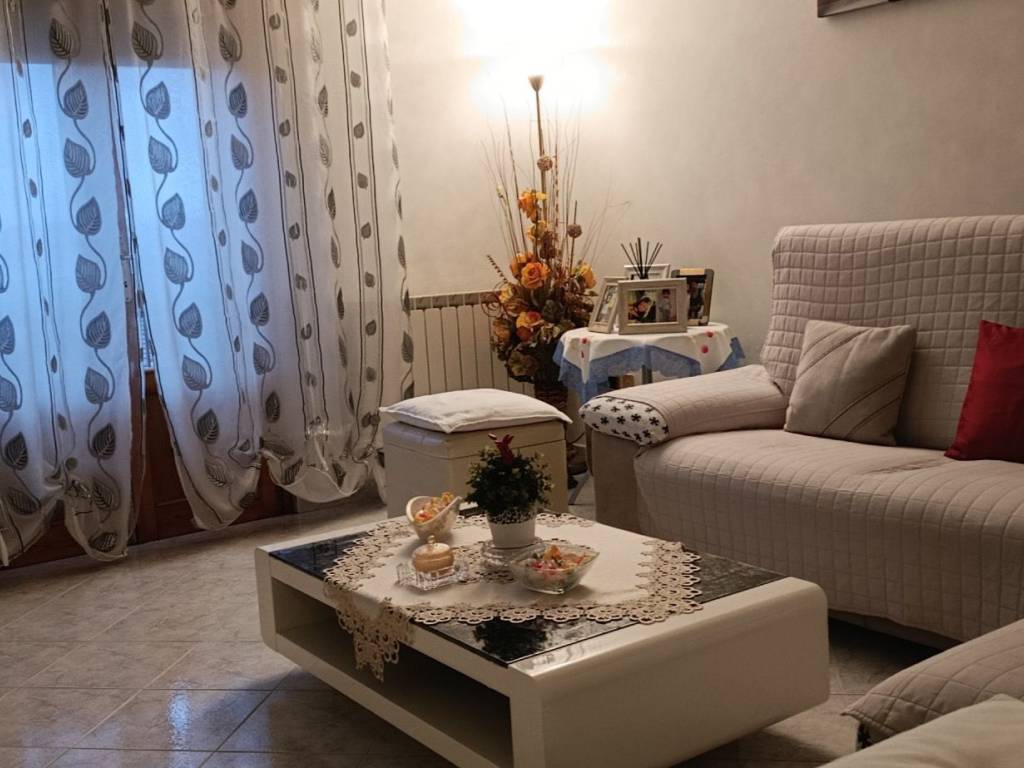 appartamento in vendita a Prato in zona Maliseti