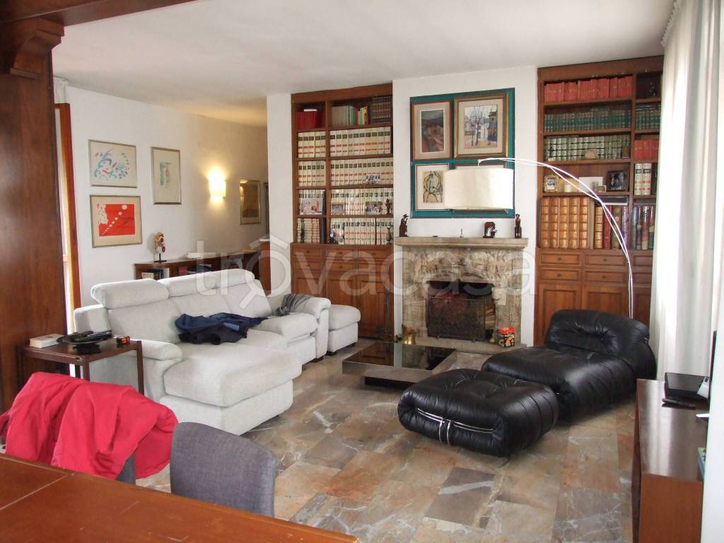 appartamento in vendita a Prato