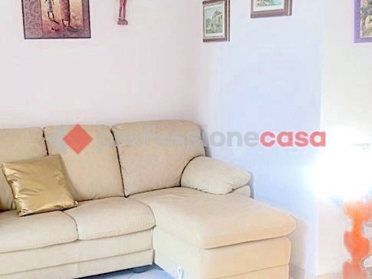 appartamento in vendita a Prato in zona Paperino