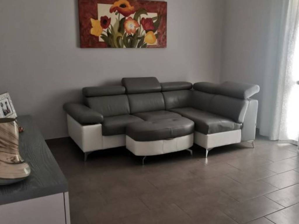 casa indipendente in vendita a Prato in zona Vergaio