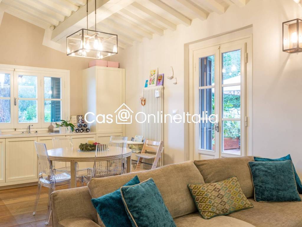 appartamento in vendita a Prato in zona La Querce