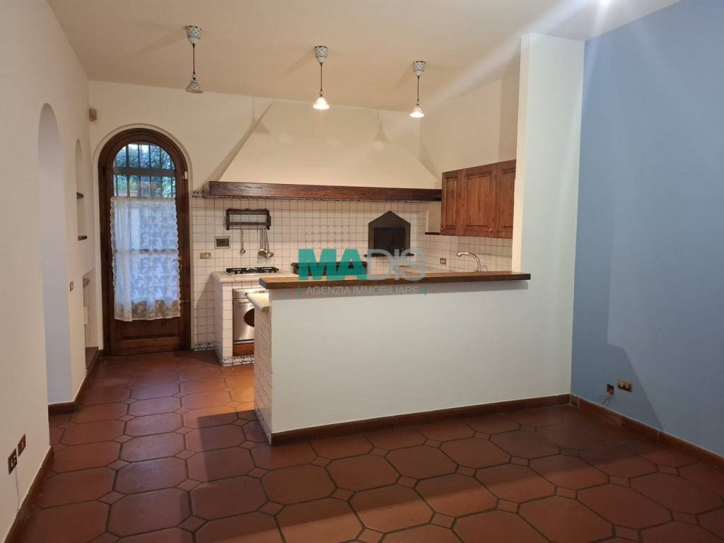 casa indipendente in vendita a Prato in zona La Querce