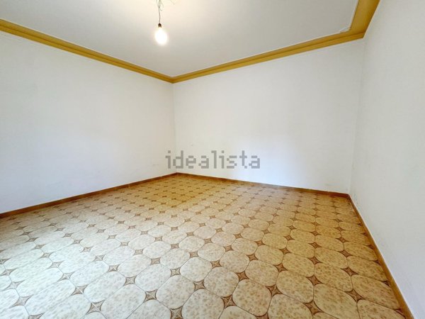 quadrivano in vendita a Prato in zona Paperino