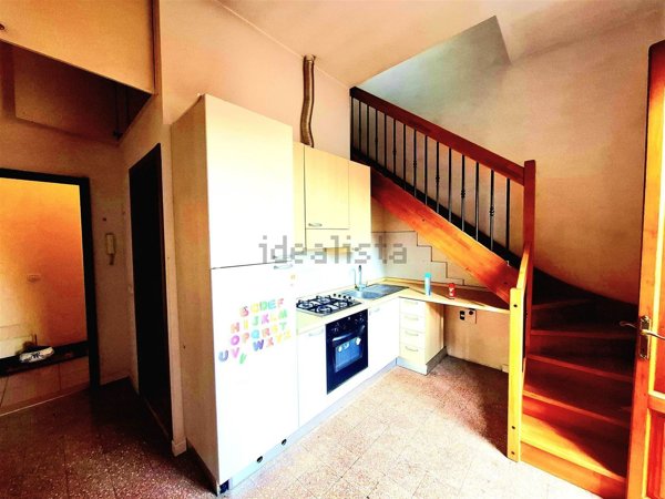 appartamento in vendita a Prato in zona Tavola