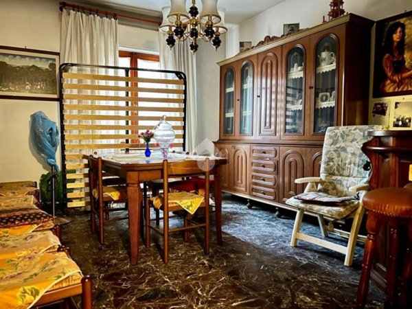 appartamento in vendita a Prato in zona Narnali