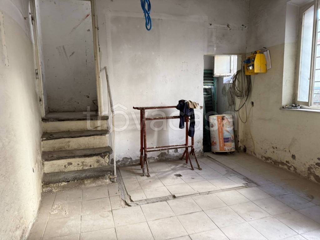 casa indipendente in vendita a Prato