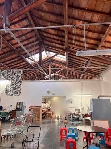 negozio in vendita a Prato